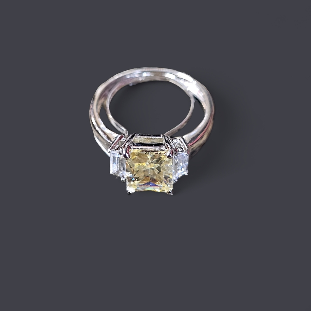 Rings - Picture 3 of 5
